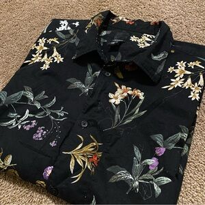 H&M Black Floral Shirt 🖤